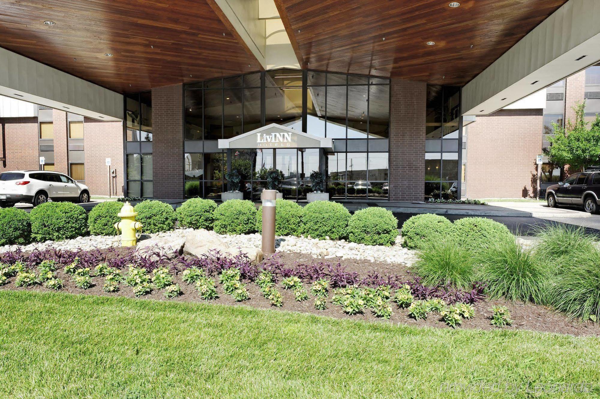 Livinn Hotel Cincinnati North/ Sharonville Exterior foto